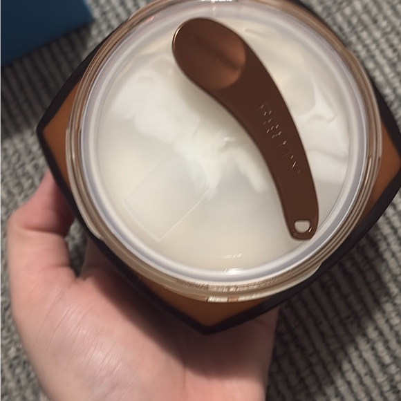 Fenty Beauty Cream and Brown Moisturizer - Picture 1 of 3